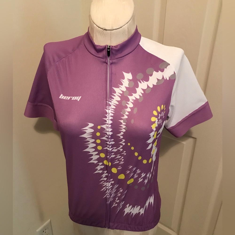 Beroy woman’s small biking jersey REI Expo item short sleeve